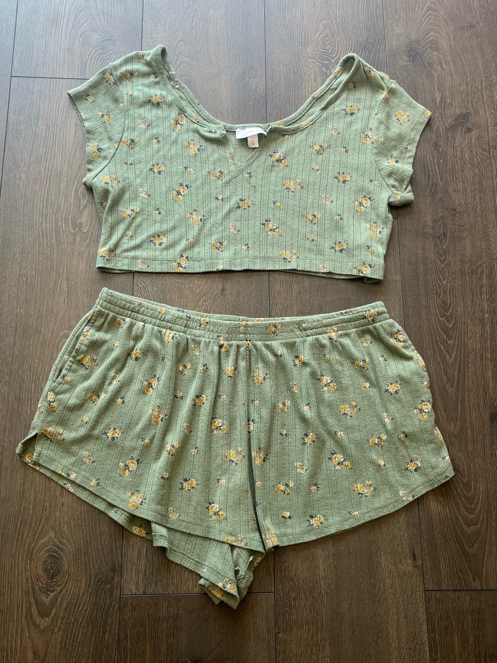 Colsie Floral Ribbed Matching Set